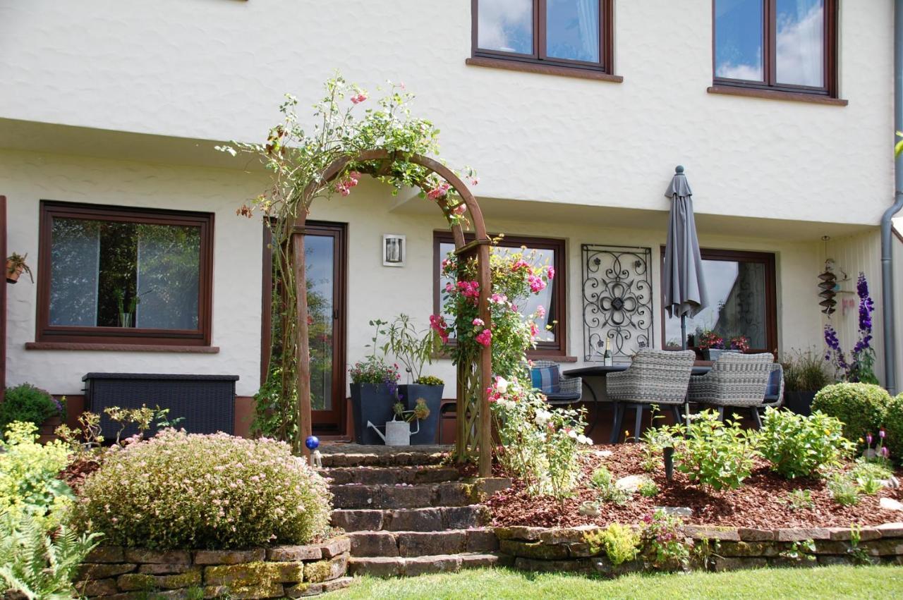 Ferienwohnung Hoffmann Osburg Exterior foto